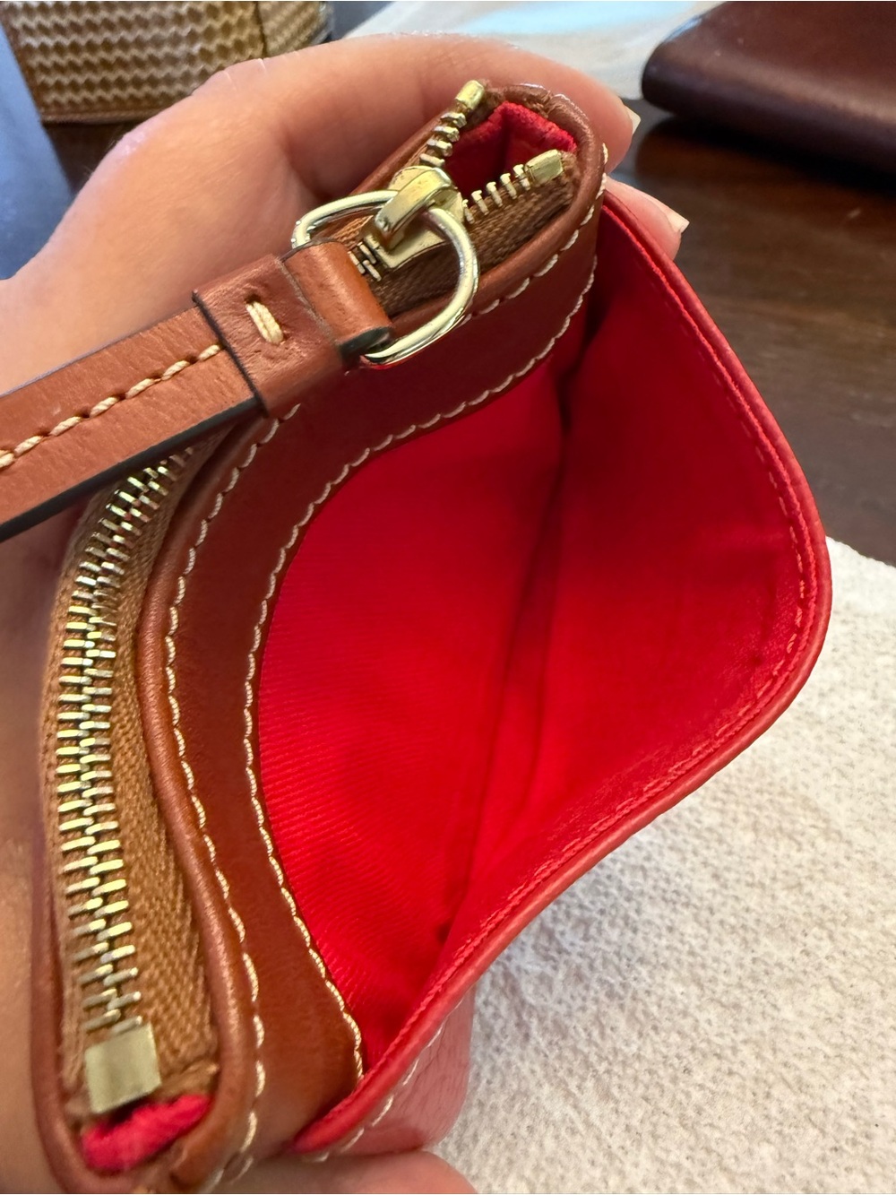 Dooney & Bourke Red & Brown Leather Key ring & Card Holder Pouch Gold Hardware - Picture 8 of 9